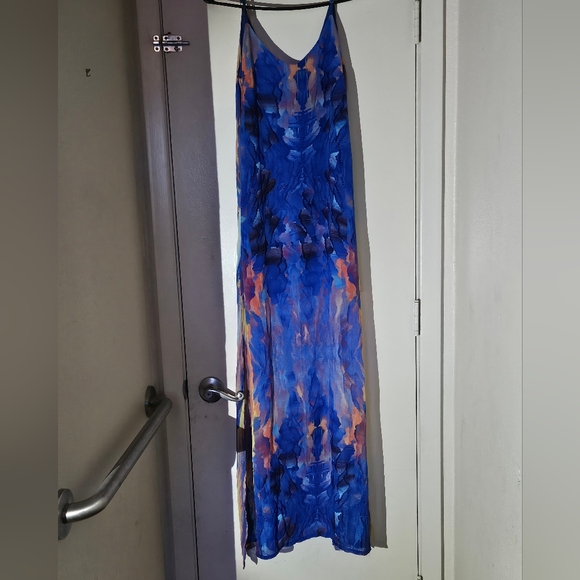 Lulus flying watercolor maxi - Picture 3 of 7